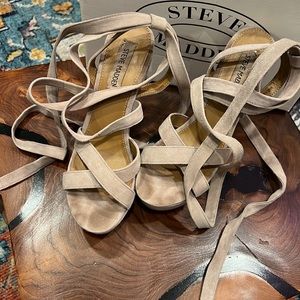 Steve Madden lace up suede wedges